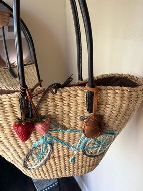 J. Crew Coastal Beach Woven Straw Raffia Bicycle Tote with Leather Straps 🚲 🧺 🍓